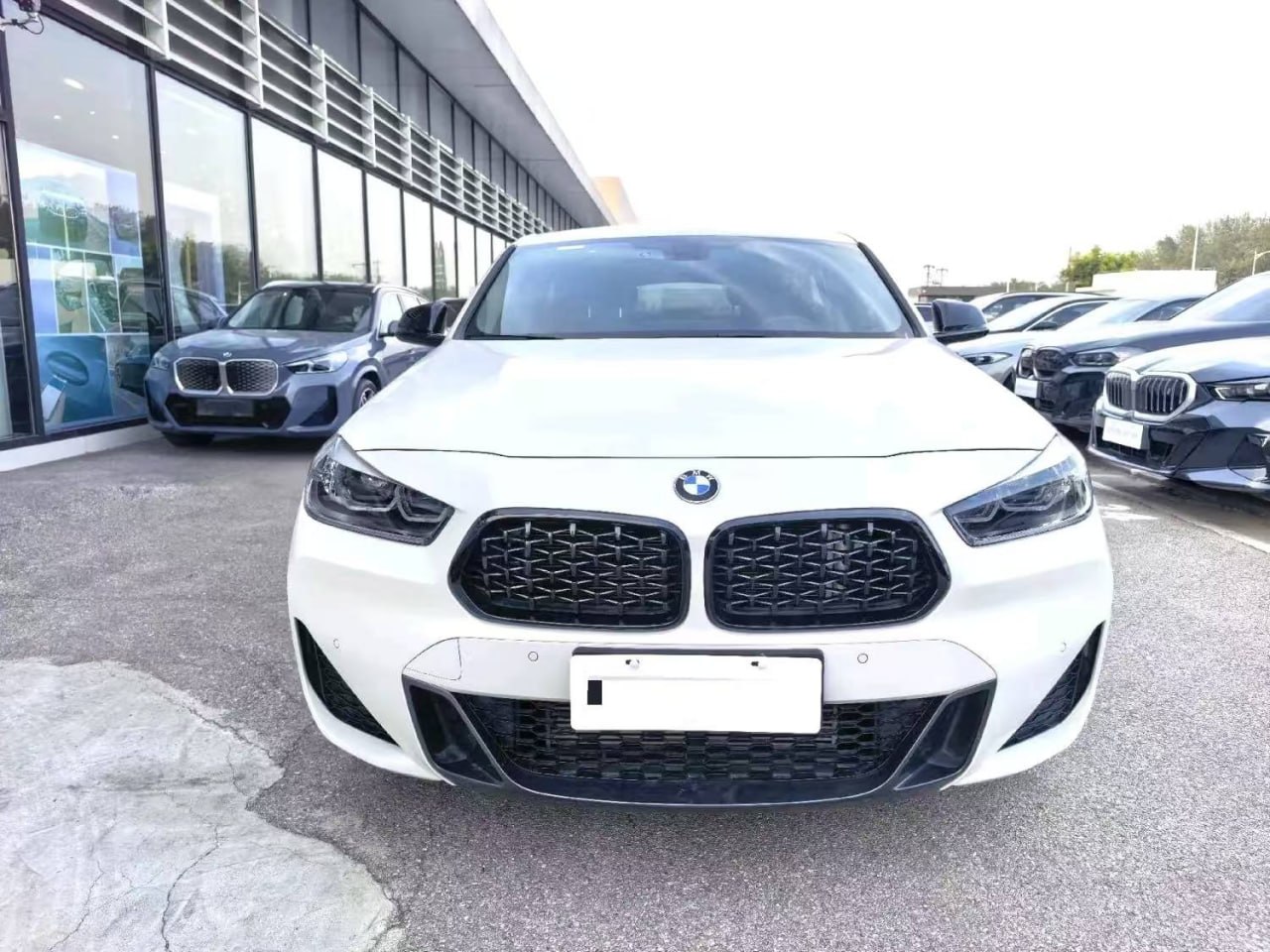 BMW X2 M Sport — Вид спереди
